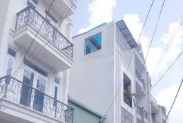 Ngộp Lý Thánh Tông - Giáp Q11 - 4x16m - HXH 8m vô nhà - 4 tầng mới